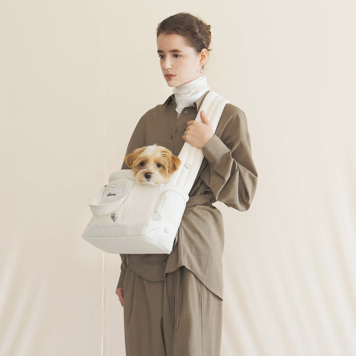 ※予約販売【seoru】Heart Veru Bag（Vanilla）｜犬用バッグ