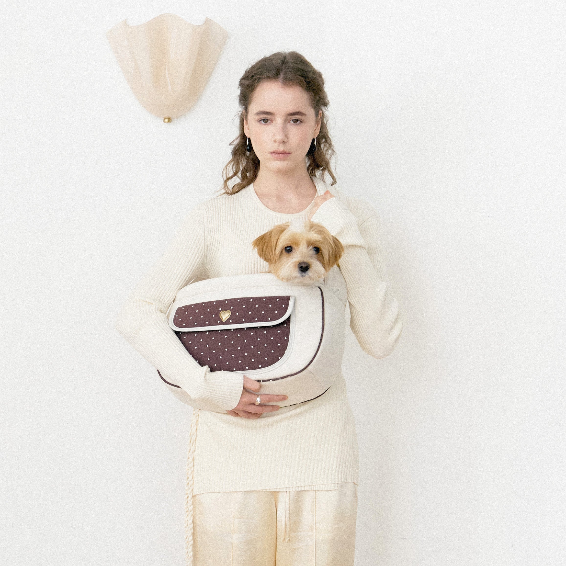 ホワイトファースリングバッグ 小型犬用 PET PARADISE（ペットパラダイス） リサとガスパール 犬 キャリー