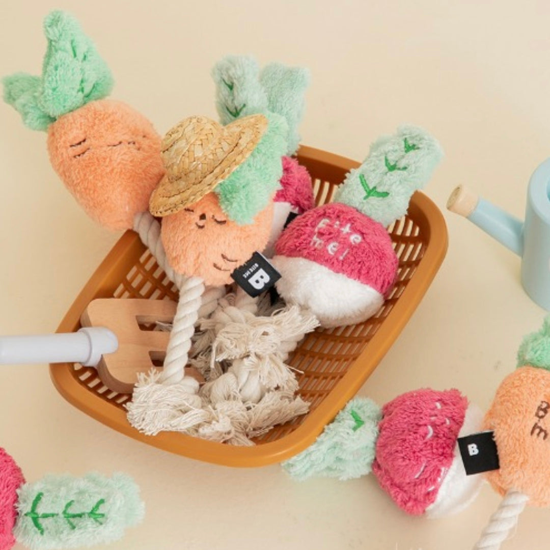 即納【BITE ME】Root Vegetable Toys