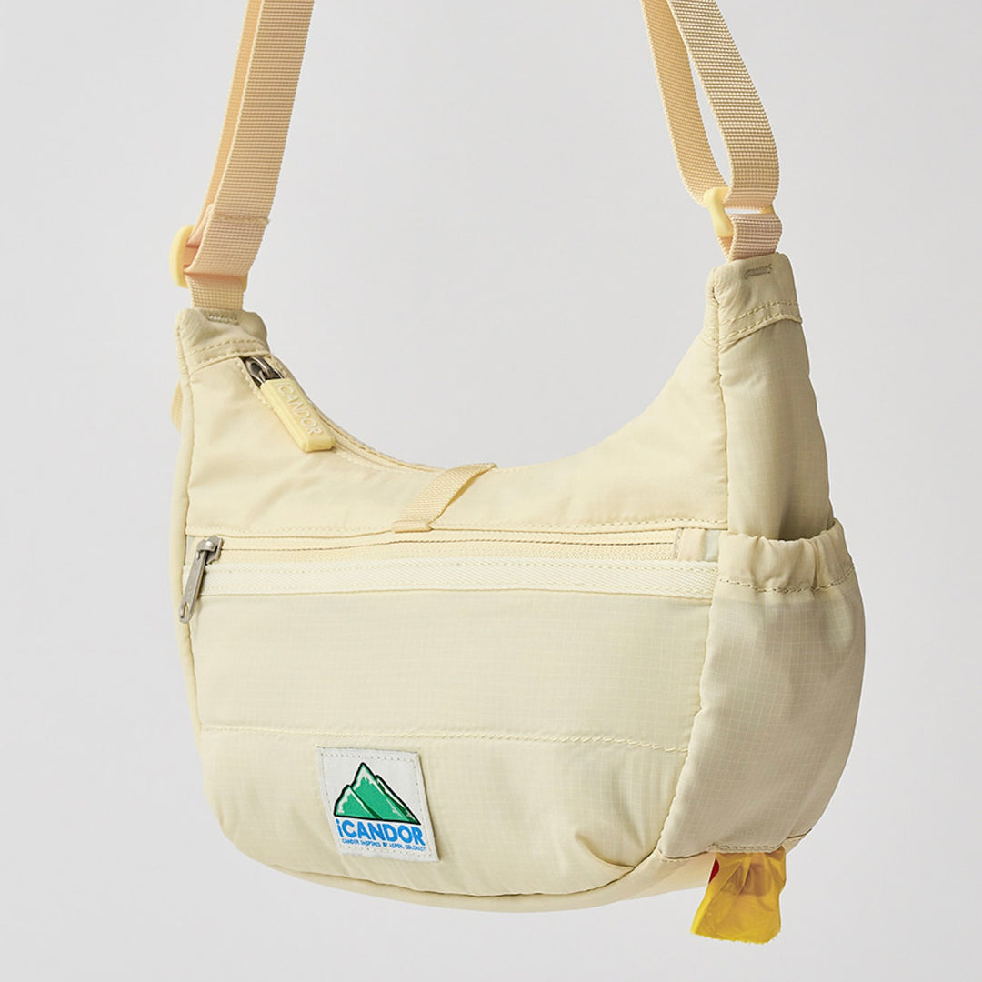 ※予約販売【iCANDOR】CRESCENT BAG（CREAMY BUTTER）