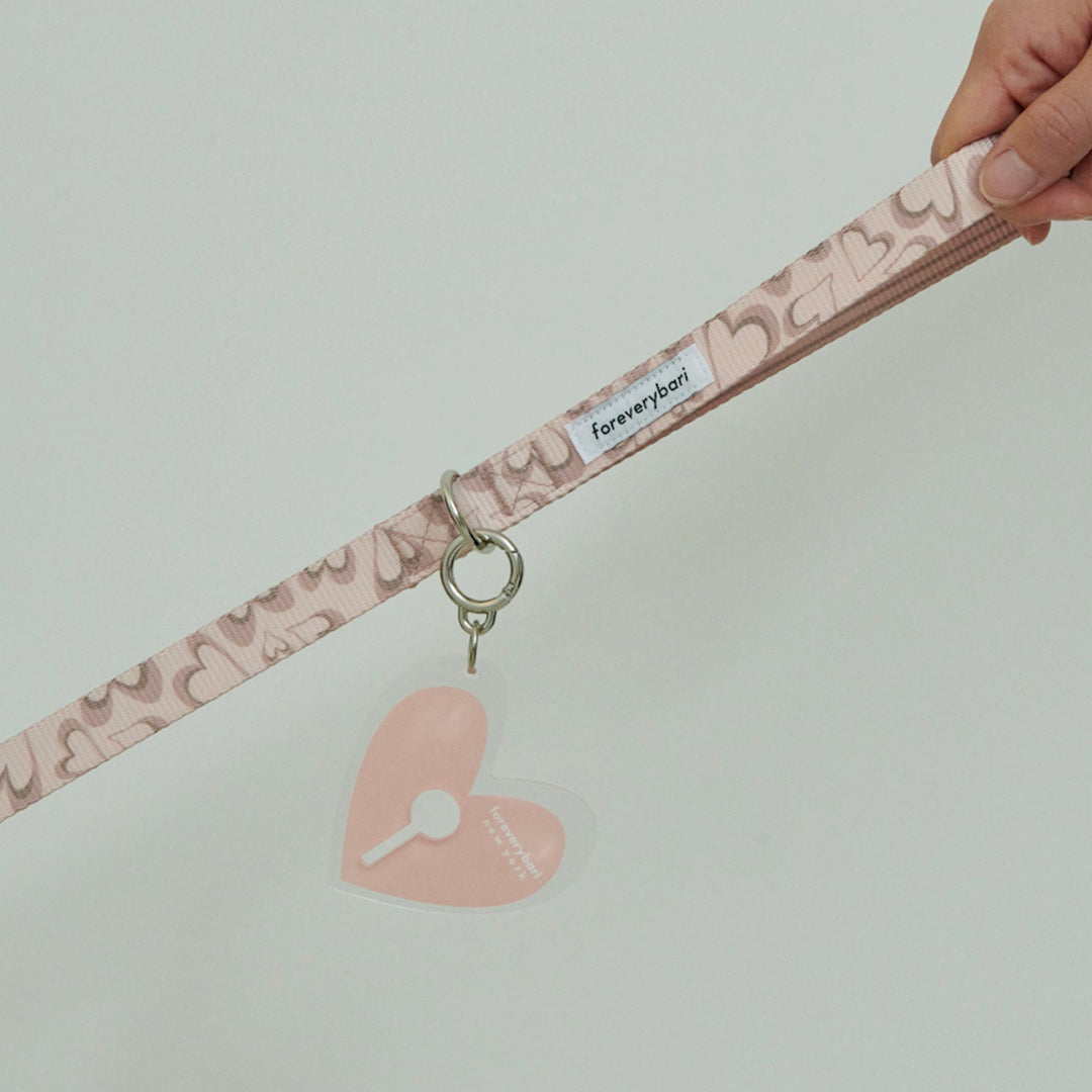 即納【foreverybari】NEW Heart Poop Bag Keyring（Strawberry）