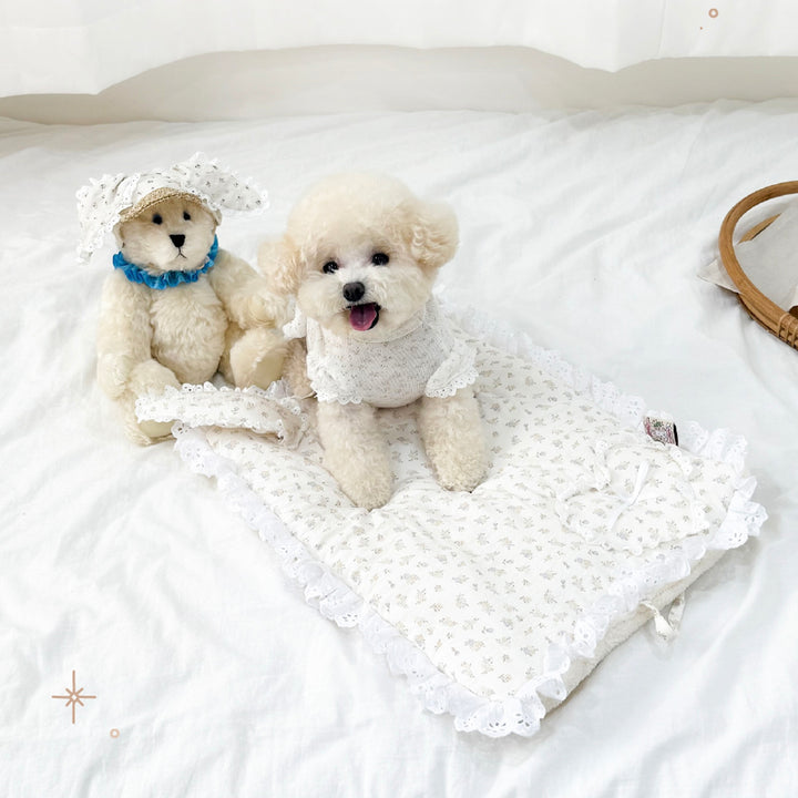 即納【meaningless】Rabbit Heart Cushion