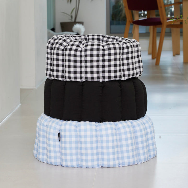 即納【azallea】Check Blue Canele Cushion