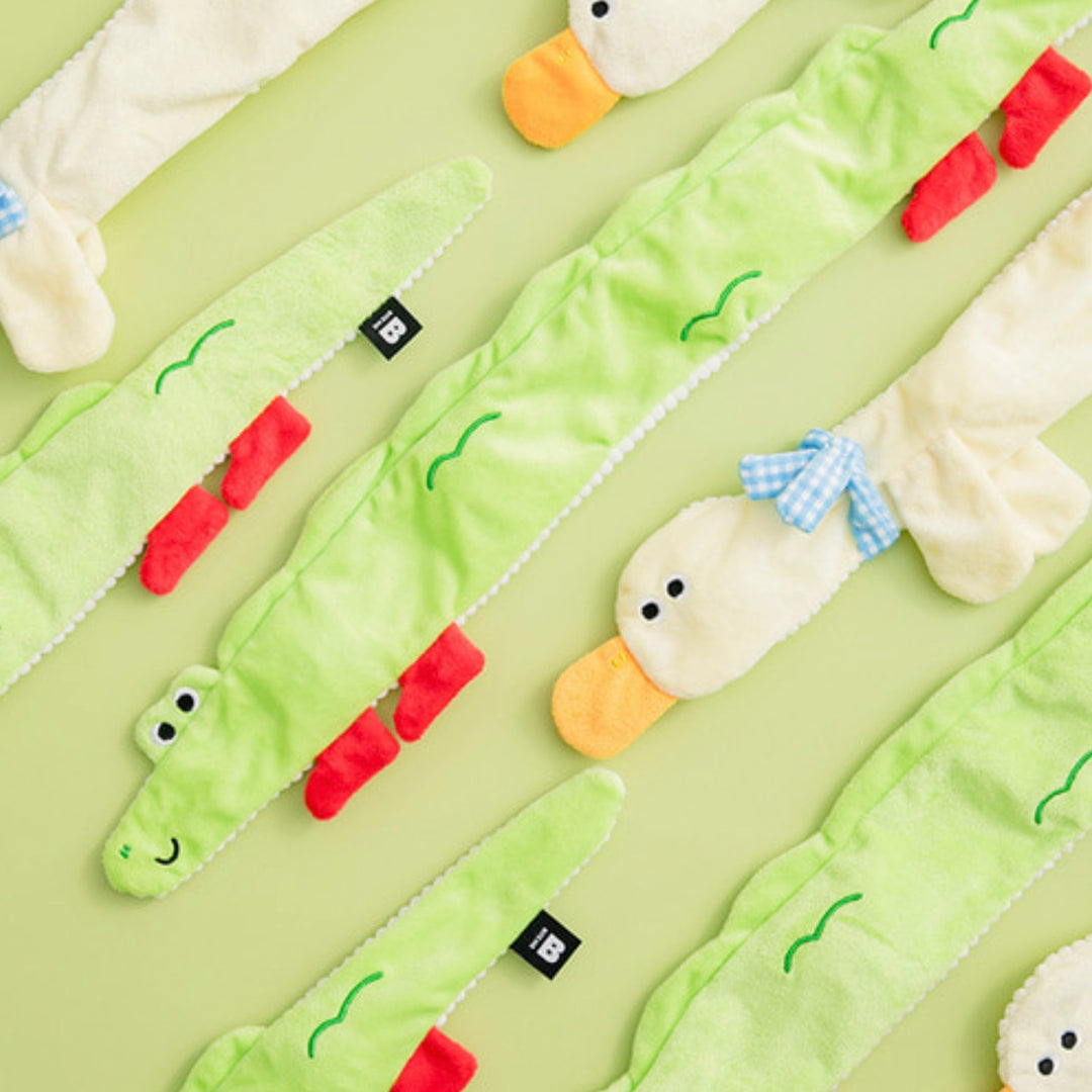 即納【BITE ME】Long Longs Tug Toy (2 types）