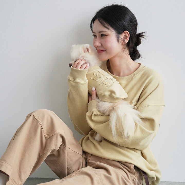 ※予約販売【noutti】Groovy Sweat Shirt - Human（Olive Mustard）