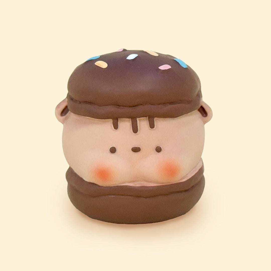 ※予約販売【meaningless】Macarons Latex Toy