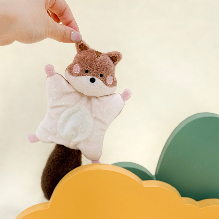 即納【meaningless】Flying Squirrel Toy