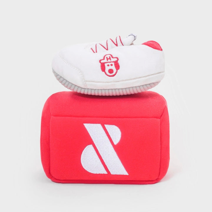 ※予約販売【HOWLPOT.】Howlpot × Casestudy Shoe Box Toy（Nosework）