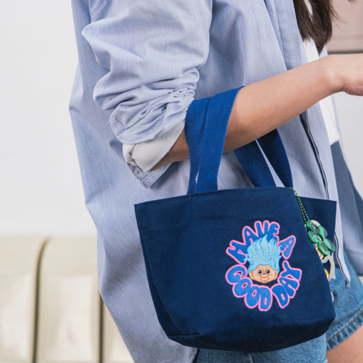 ※予約販売【HOWLPOT.】Howlpot × TROLLS Waking Bag（Navy）