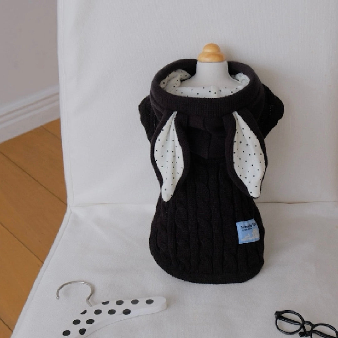 ※予約販売【FREDDIE TALE】Naughty Rabbit Cable Poncho