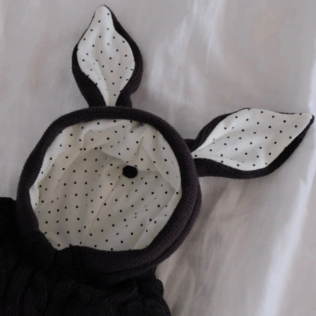 ※予約販売【FREDDIE TALE】Naughty Rabbit Cable Poncho