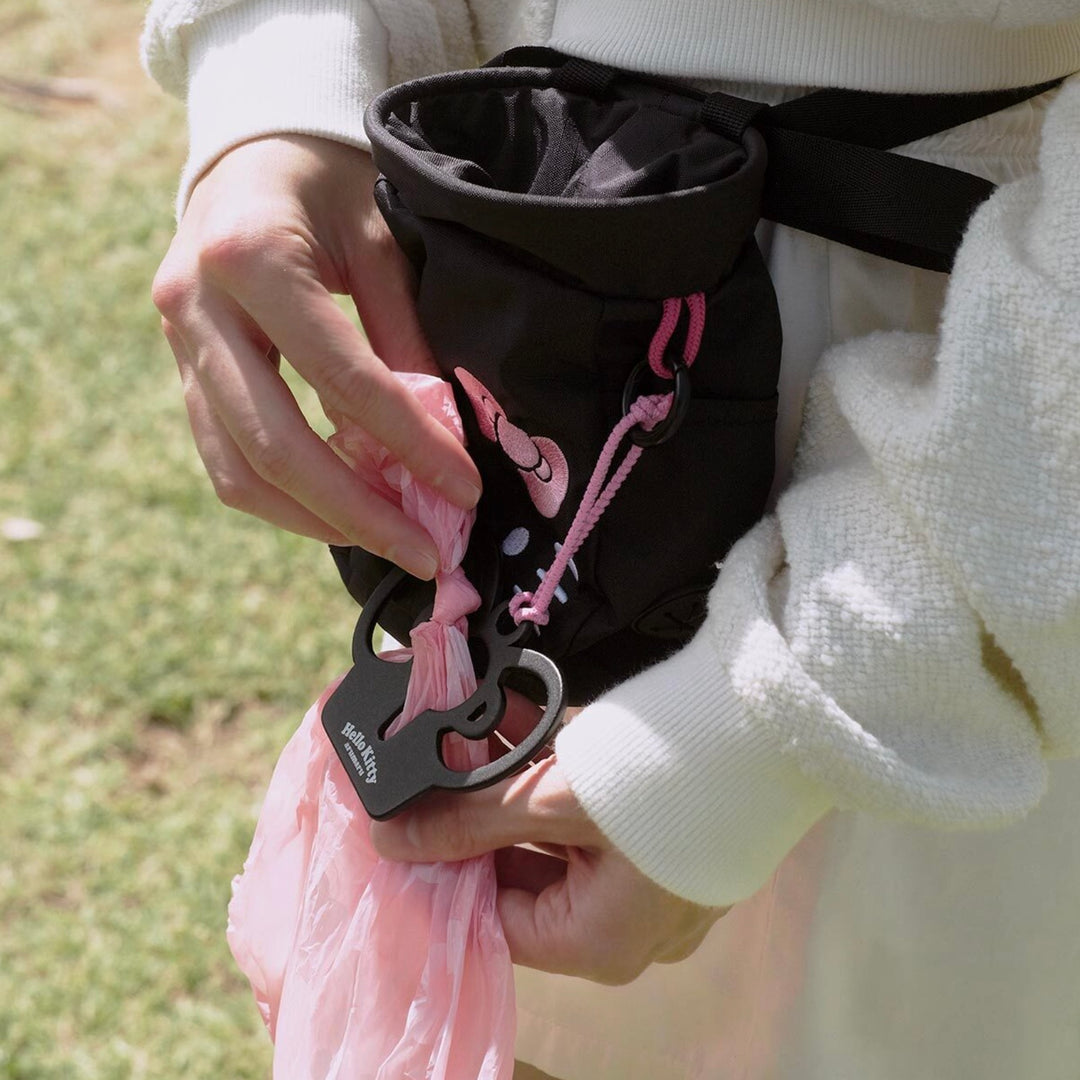 ※予約販売【ARUMARU】HELLO KITTY × ARUMARU Poop bag holder