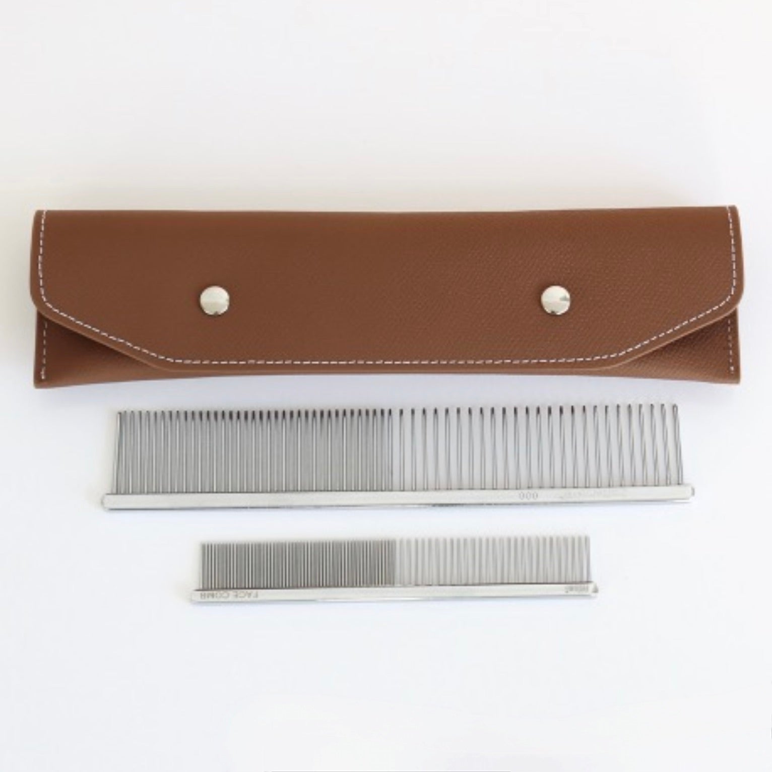 海外犬服 高品質なインポートのドッグウェア通販【Chiot】Leather Comb