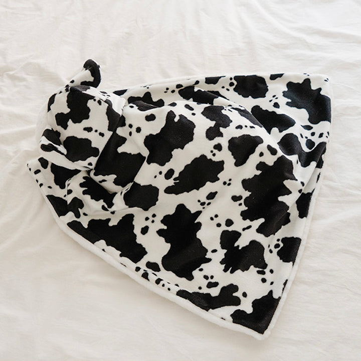 即納【noutti】Cow Cape Blanket