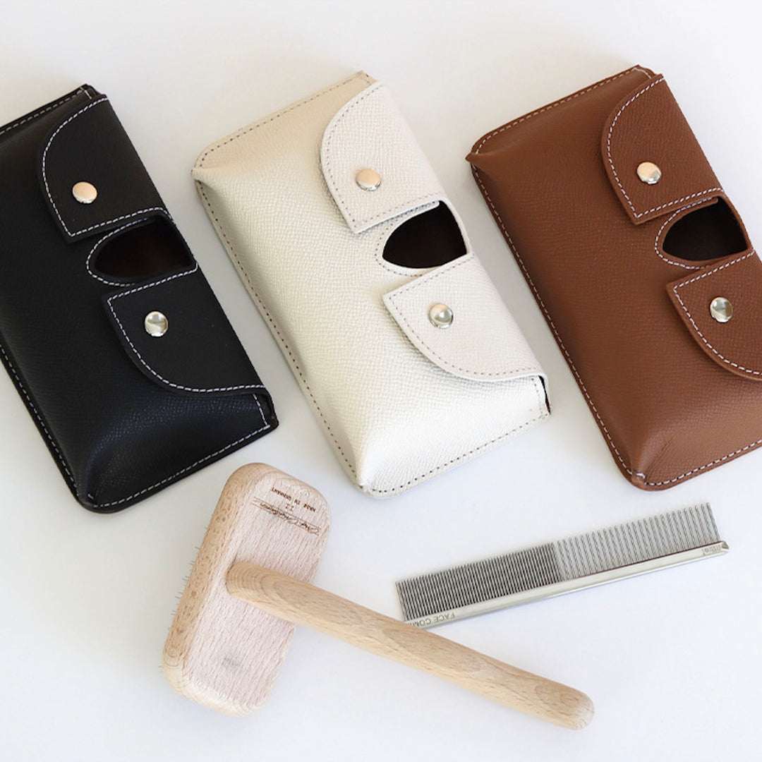 ※予約販売【Chiot】Leather Slicker Case（Black）