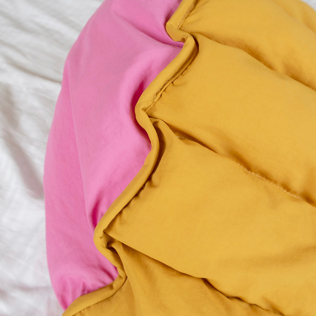 即納【noonoosoom】NOO NOOSOOM × azalea Canele Cushion（Pink/Yellow）