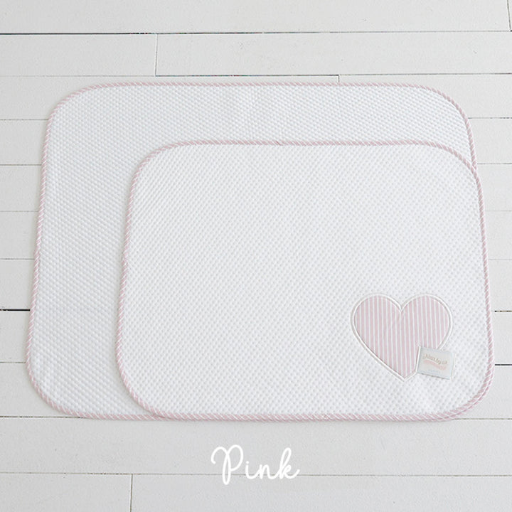 ※予約販売【near by us】Heart Duraron Cooling Pad