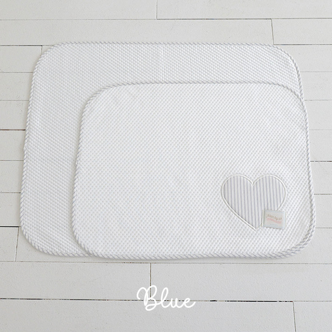 ※予約販売【near by us】Heart Duraron Cooling Pad