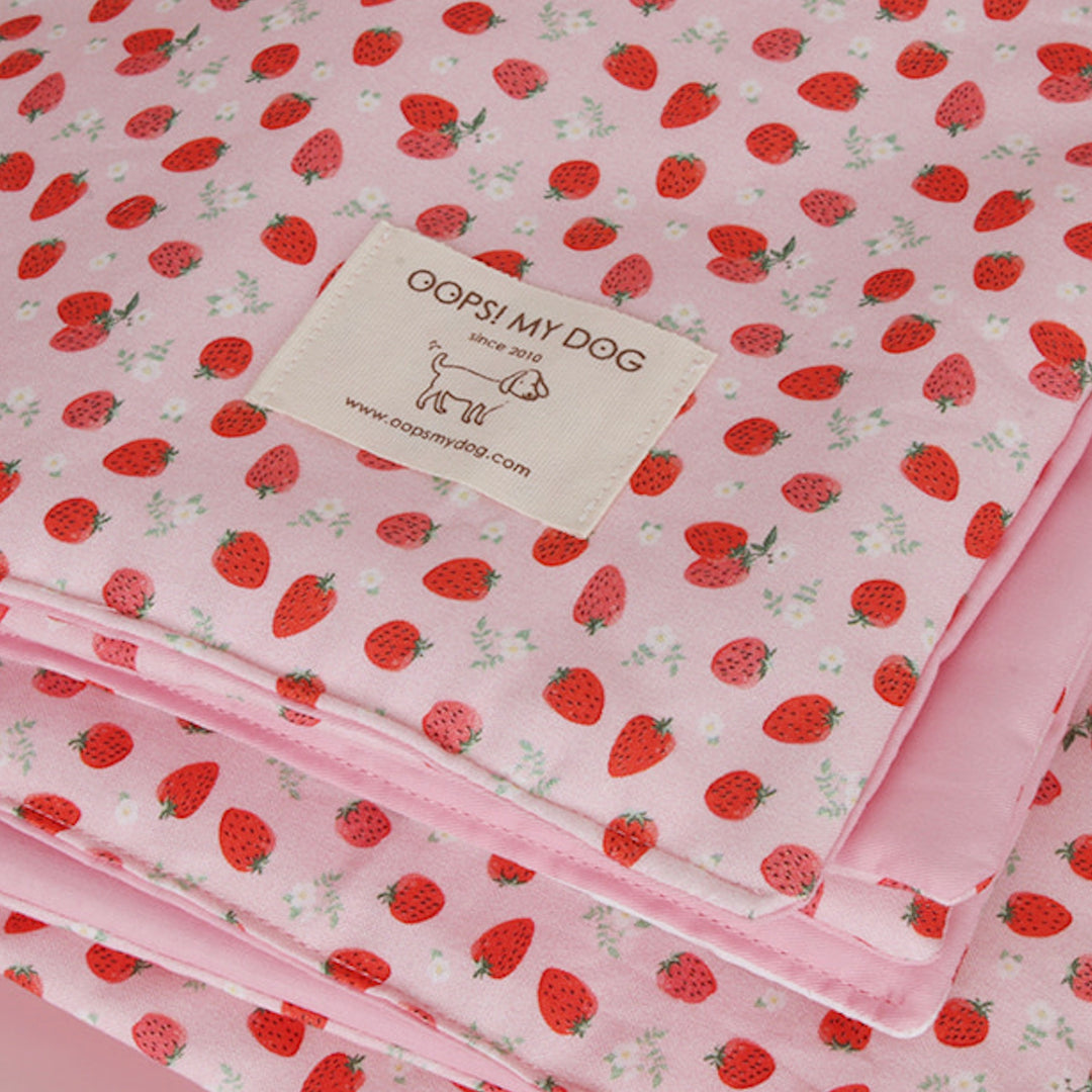 ※予約販売【OOPS! MY DOG】Berry Berry Duvet