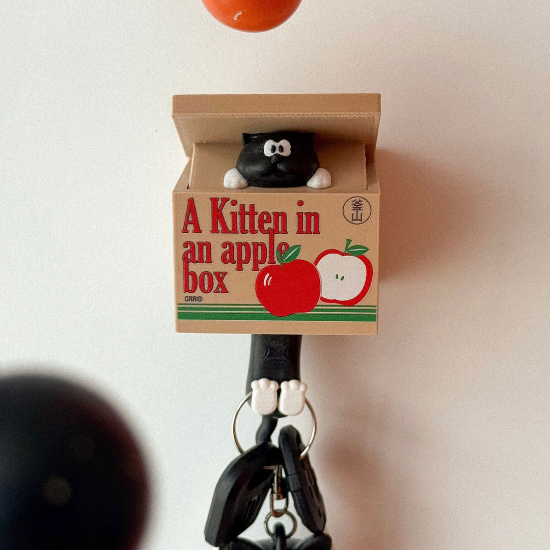 ※予約販売【CRR】Boxed Cat Keyring Holder