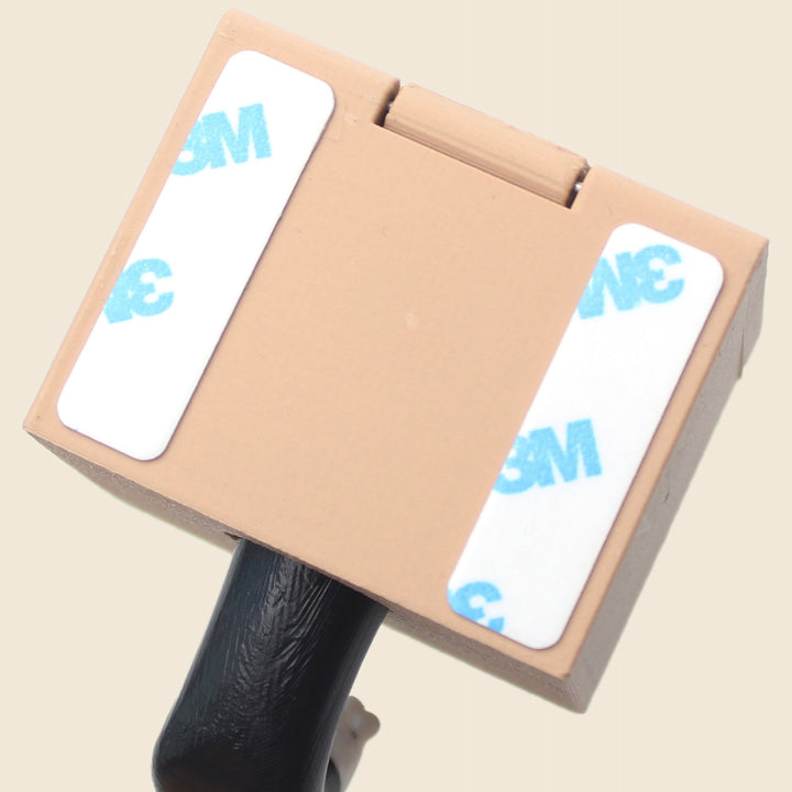 ※予約販売【CRR】Boxed Cat Keyring Holder