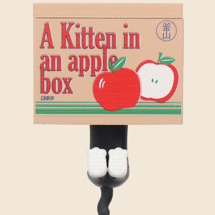 ※予約販売【CRR】Boxed Cat Keyring Holder