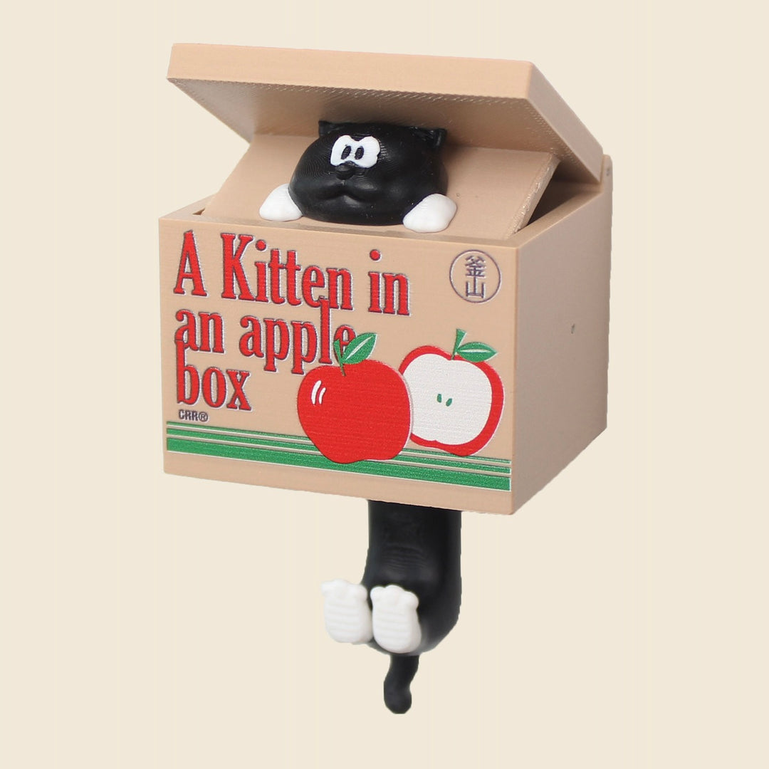 ※予約販売【CRR】Boxed Cat Keyring Holder