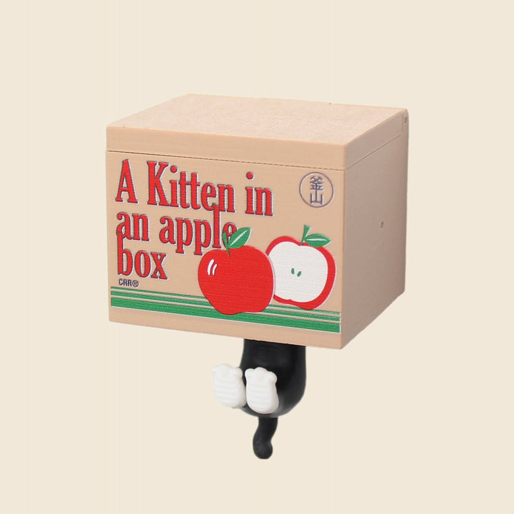 ※予約販売【CRR】Boxed Cat Keyring Holder