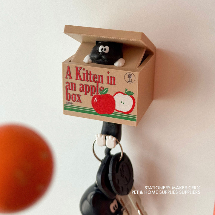 ※予約販売【CRR】Boxed Cat Keyring Holder
