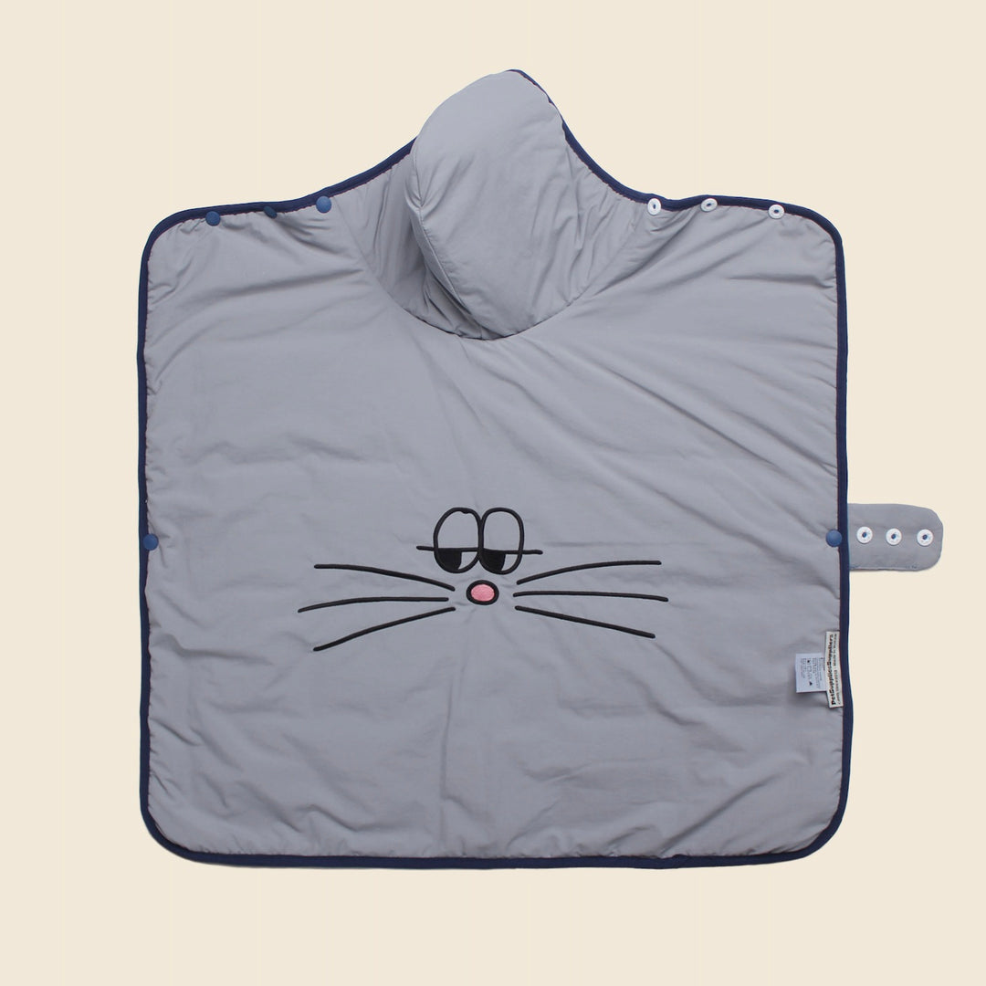 ※予約販売【CRR】Lazy Bunny Reversible Padded Blanket