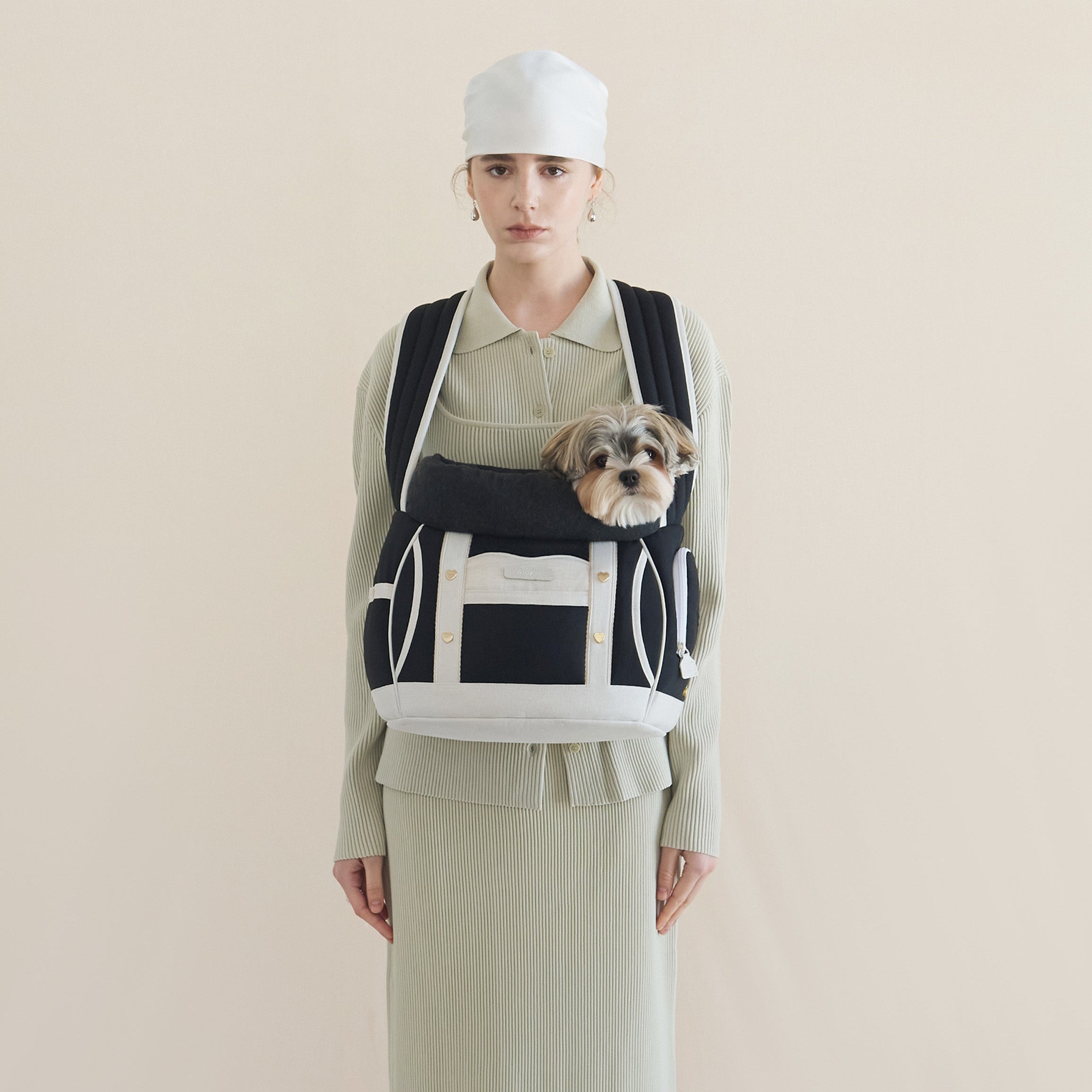 12時間以内発送 新品　seoru Front Bag (Black) 海外犬服 高品質なインポートのドッグウェア通販 