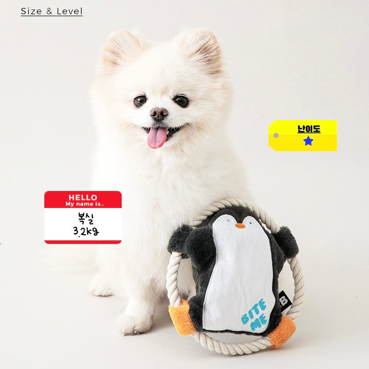 ※予約販売【BITE ME】Hug Me Rope Tug Toy - Penguin