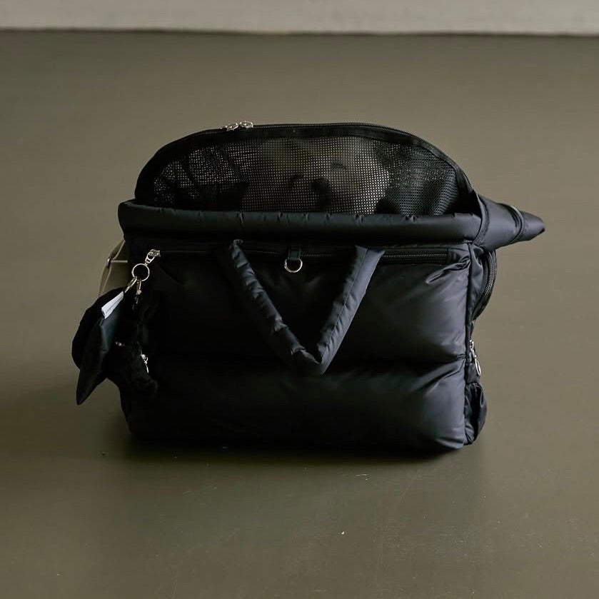 à tous moments MOU BLACK スリングバッグ 韓国 海外犬服 高品質なインポートのドッグウェア通販 