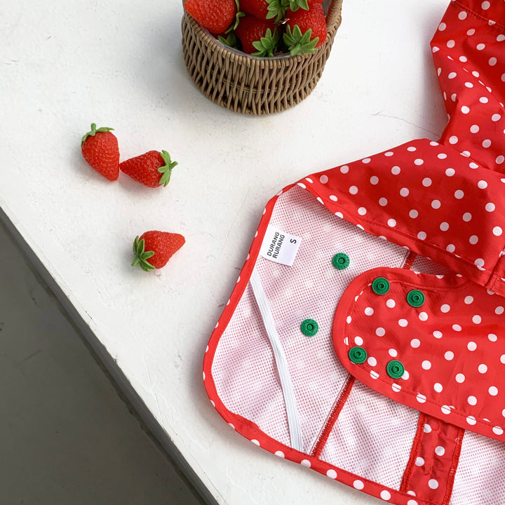 ※予約販売【DURANG RURANG】Strawberry Poncho Raincoat