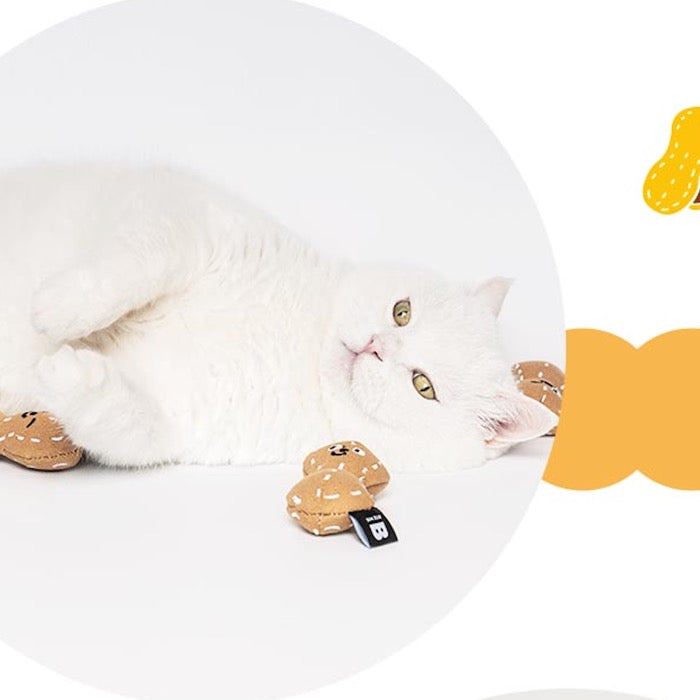 ※予約販売【BITE ME】Peanut Catnip Cat Toy（3個セット）