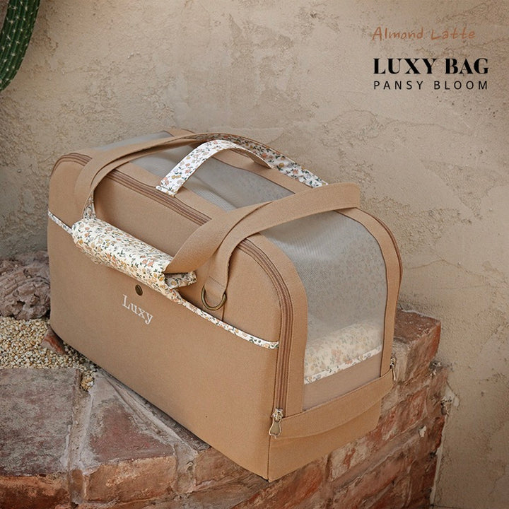 ※予約販売【WandookongMom】Luxy Bag ネーム刺繍入りキャリーバッグ（Almond Latte）